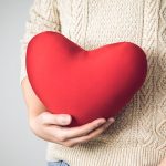 初恋の人に会いたい！思い出のあの人を探して再会する方法